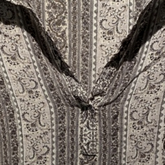 EUC LANE BRYANT Bohemian Silk Paisley Collared V-Neck Long-Sleeve Light Tunic - Picture 3 of 4